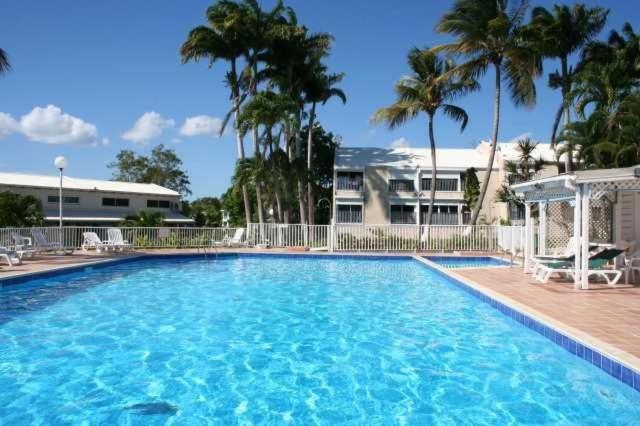 Superbe Studio Avec Piscine, Au Coeur De La Marina! Village Soleil ! Proche Aeroport & Ferry Le Gosier  Ngoại thất bức ảnh